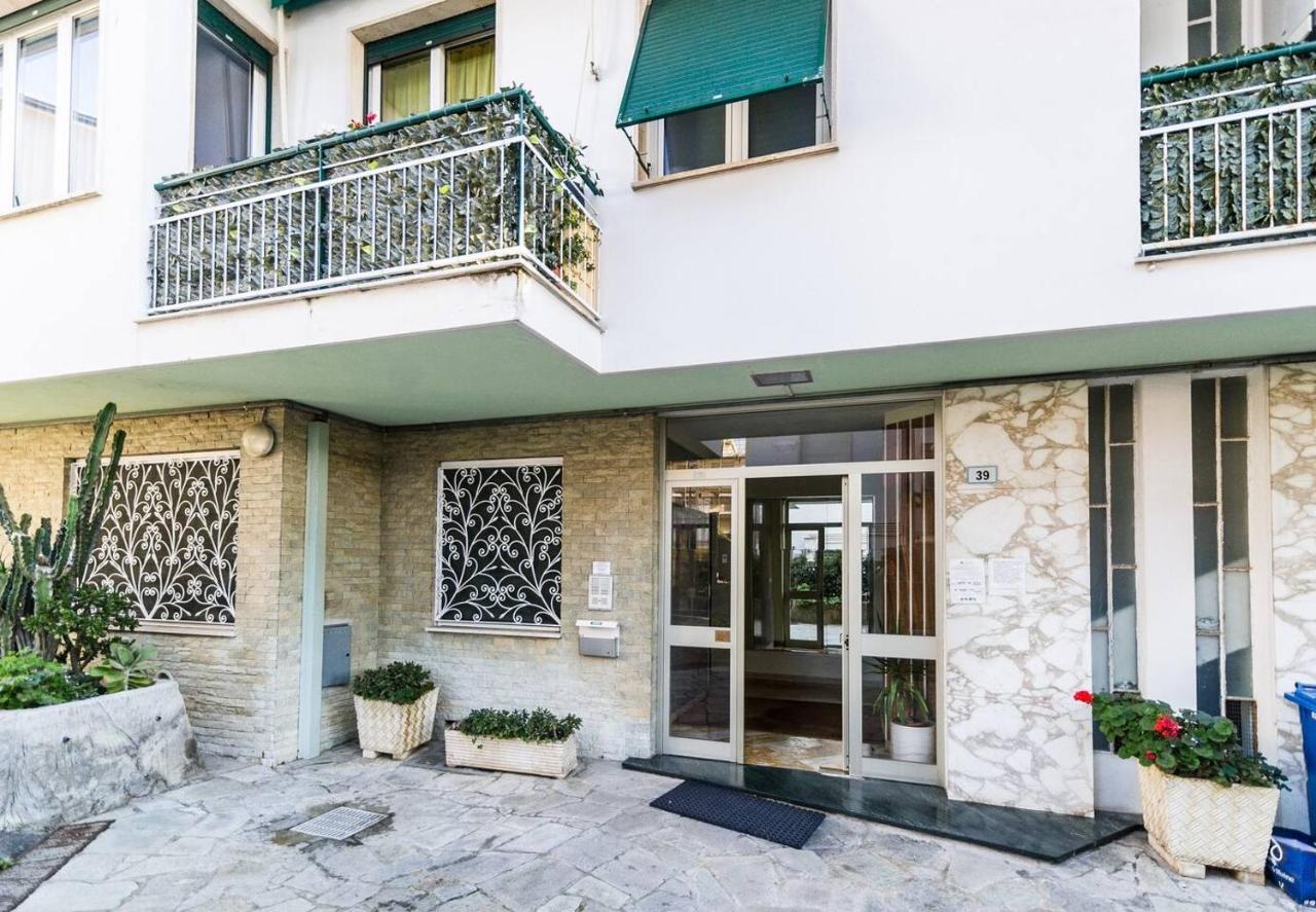 Grazioso Appartamentino A Due Passi Dalla Pista Ciclabile Con Giardino E Garage San Remo Buitenkant foto